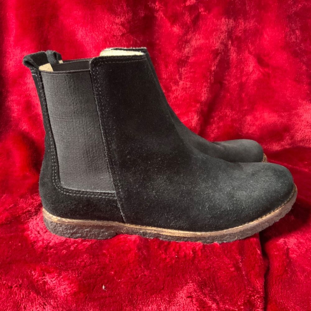 J Jill Chelsea Suede Black Boot SIZE 7